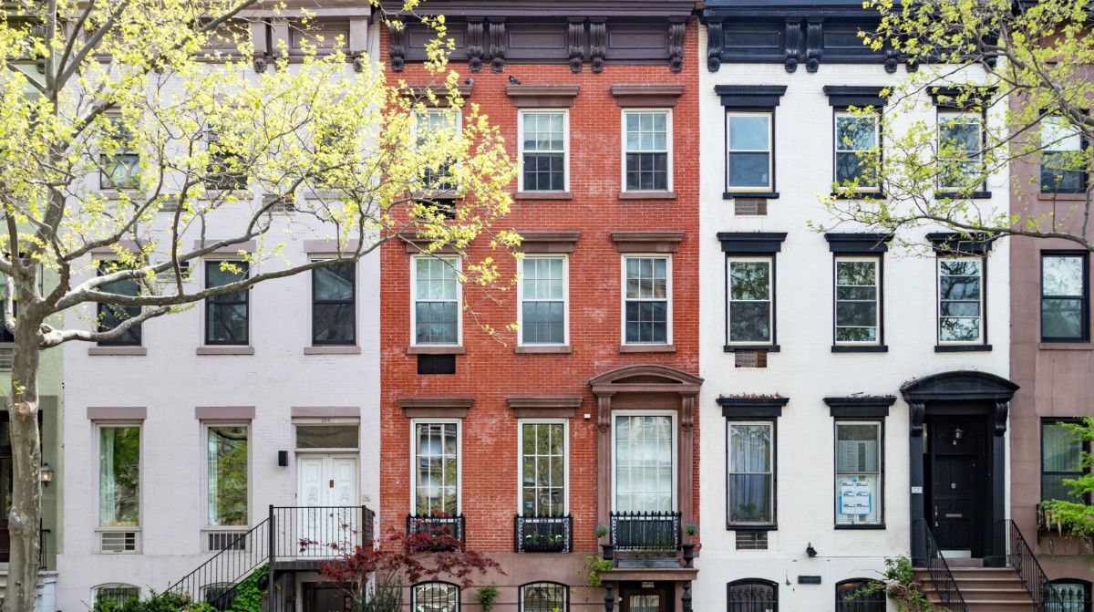 Condominium vs townhouse. What's the difference?